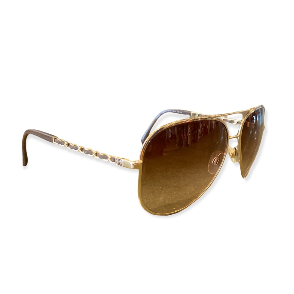 Chanel sunglasses - Picture 1 of 4